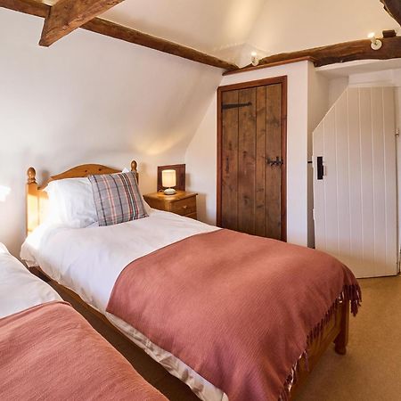 Host & Stay - Bere Cottage Canterbury Exterior photo