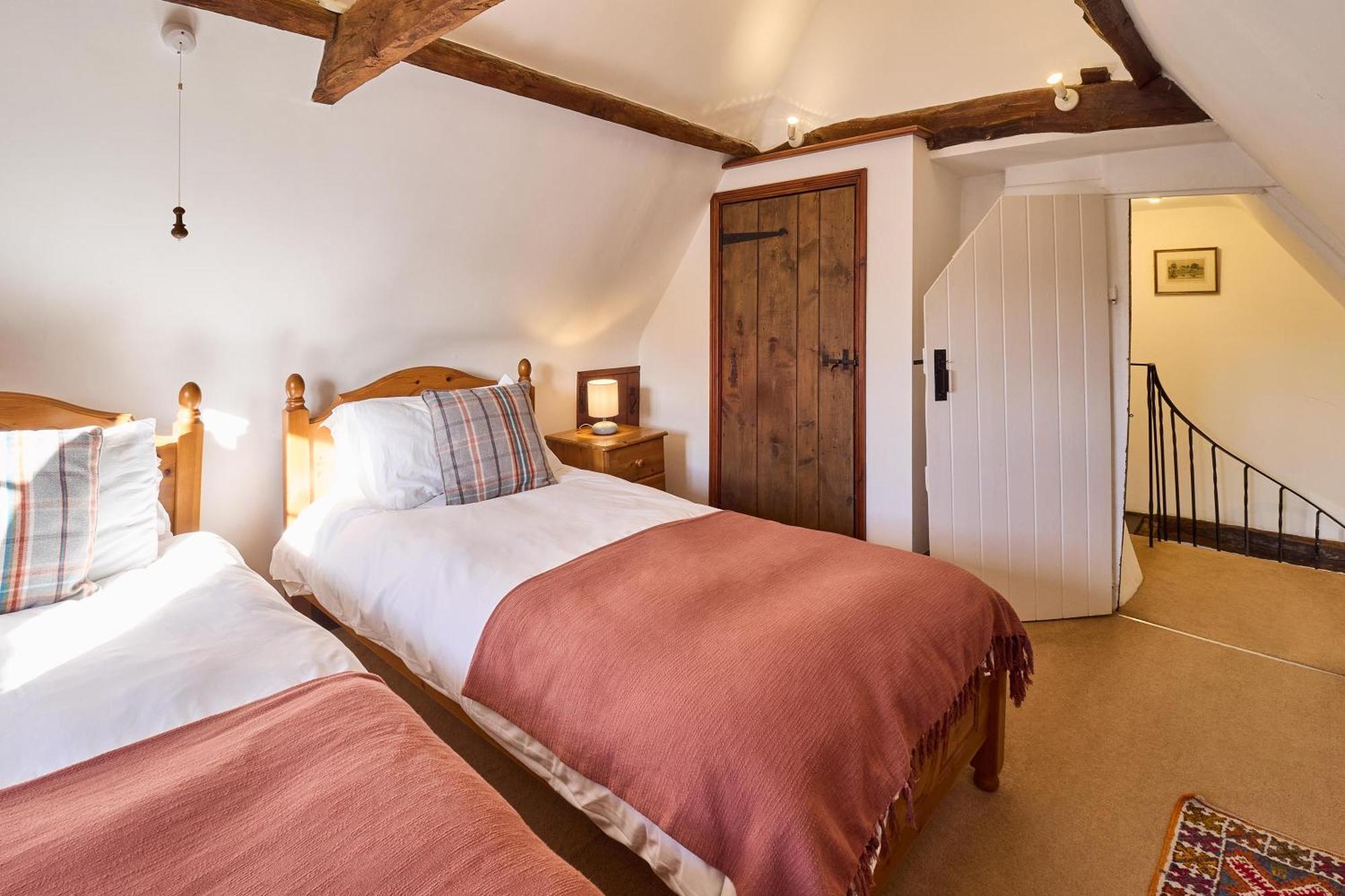 Host & Stay - Bere Cottage Canterbury Exterior photo